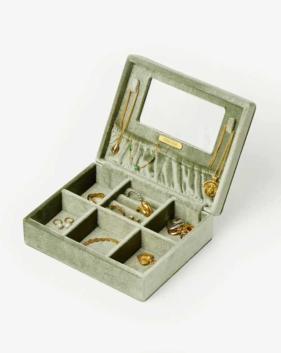 boîte à bijoux en velours vert