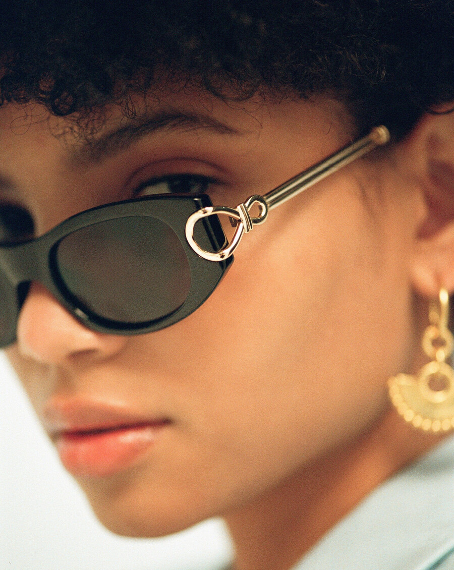 lunettes de soleil ovales le specs hydrus link
