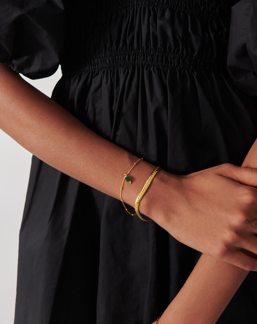 bracelet à breloques carrées lucy williams