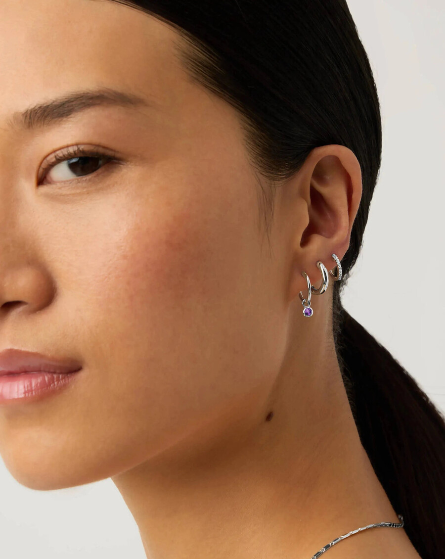 boucles doreilles créoles argentées avec pendentif pierre de naissance de février