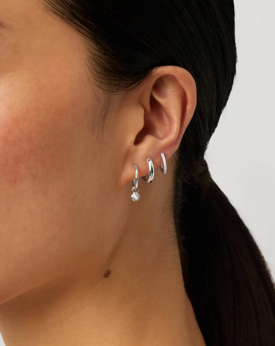 boucles doreilles créoles en argent avec mini pendentif pierre de naissance davril - cristal