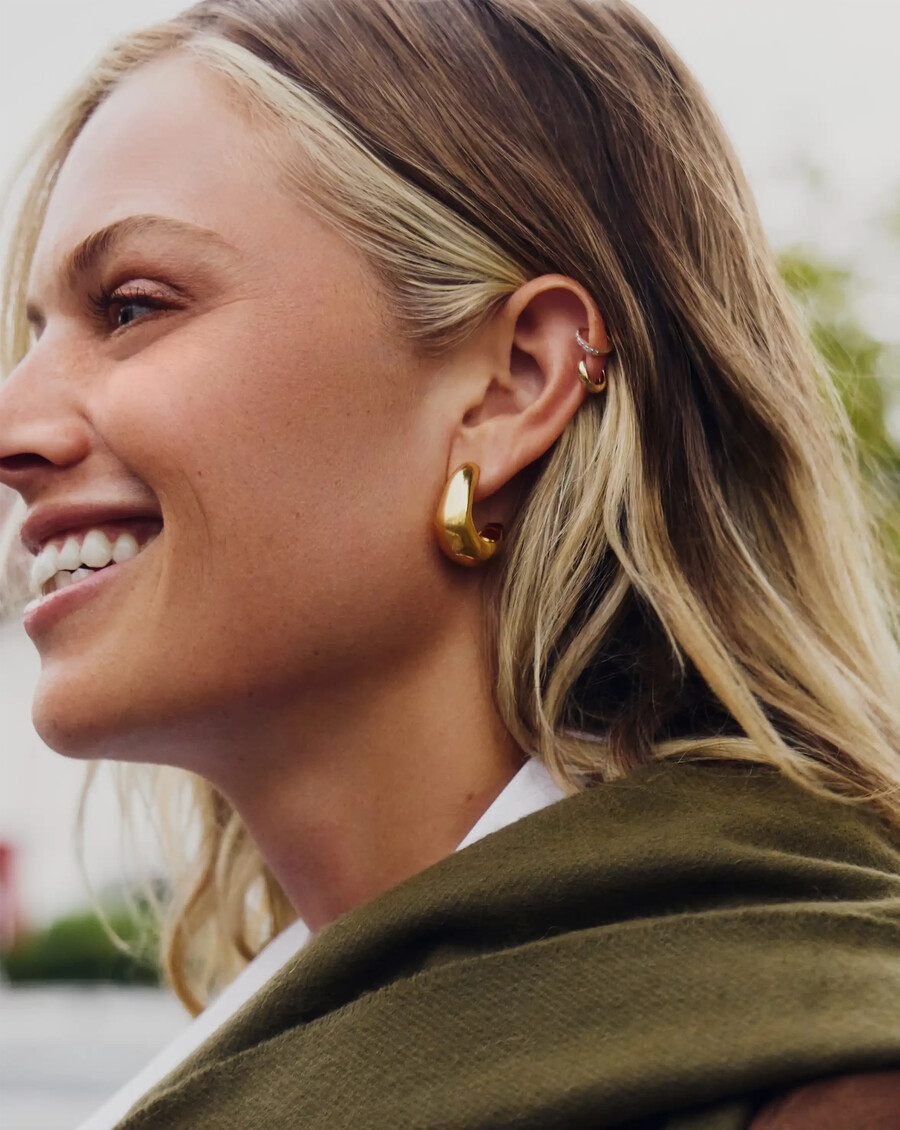 boucles doreilles créoles moyennes en forme de dôme