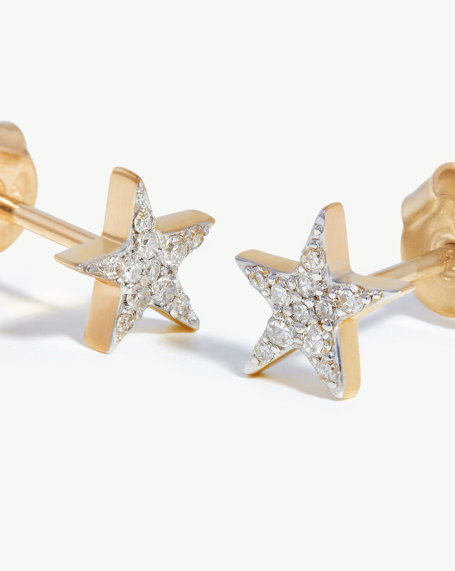 boucles doreilles puces en or massif 14 carats serties de diamants petites étoiles