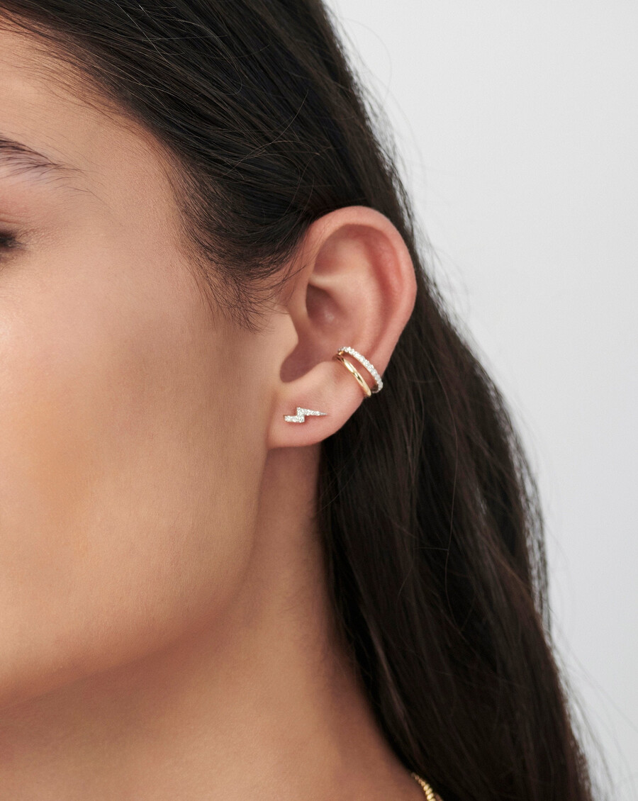 boucles doreilles puces en diamant fin en forme déclair