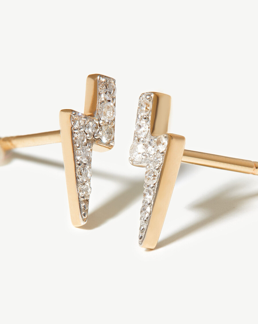 boucles doreilles puces en diamant fin en forme déclair