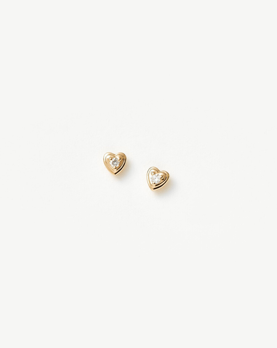 boucles doreilles puces en forme de cœur serties de diamants fins
