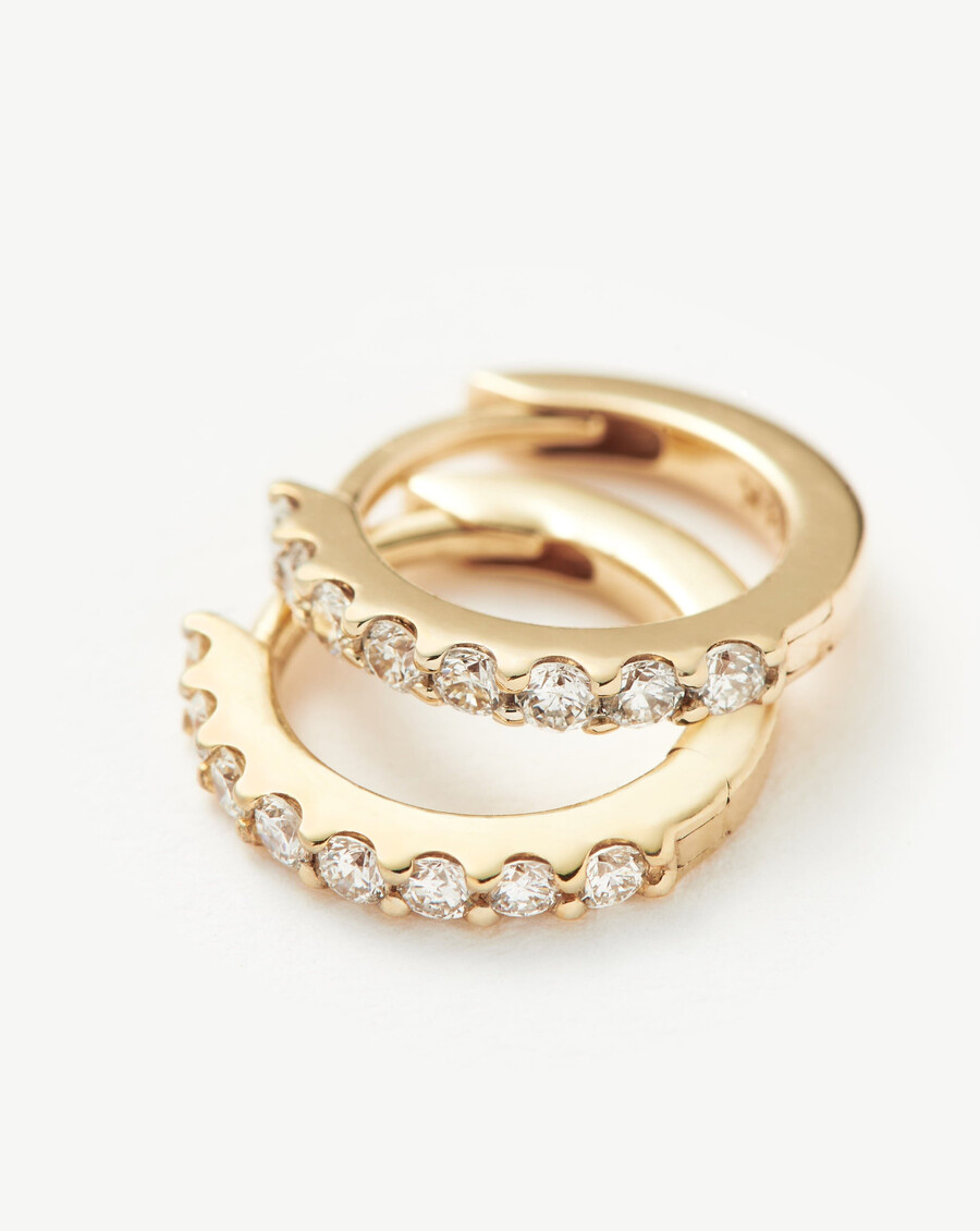 boucles doreilles créoles classiques en or massif 14 carats serties de diamants