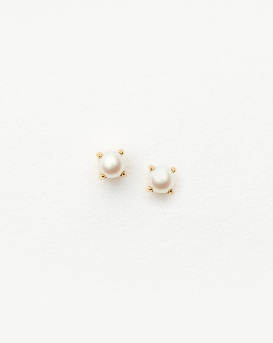 boucles doreilles puces en or massif 14 carats et perles