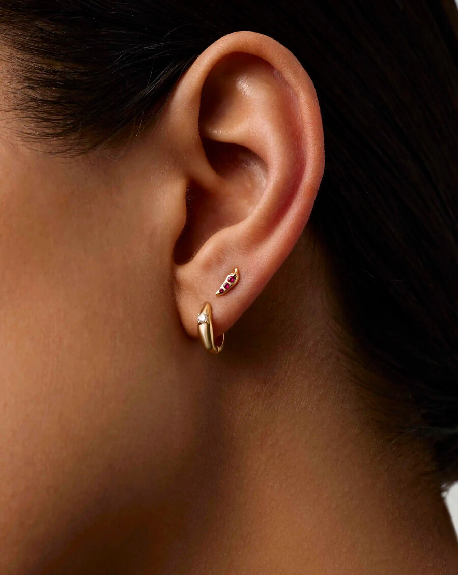 boucle doreille unique en or massif 14 carats rubis et piment