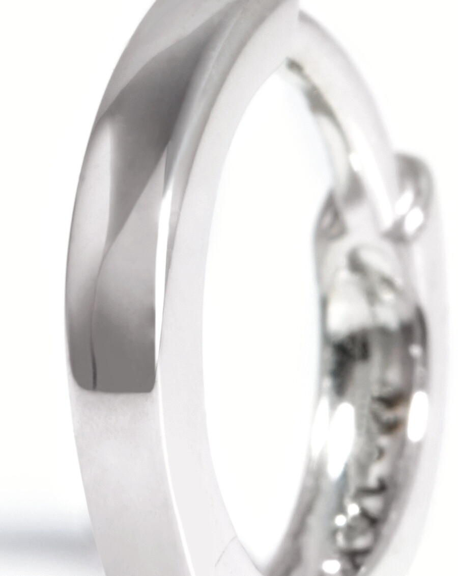 fine classic huggies - or blanc 14 carats