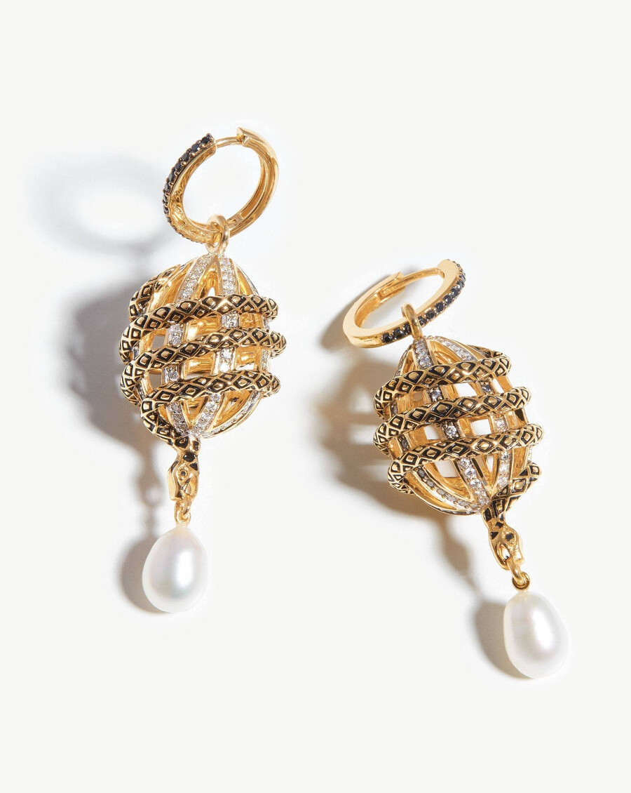 boucles doreilles pendantes harris reed en or massif 14 carats.