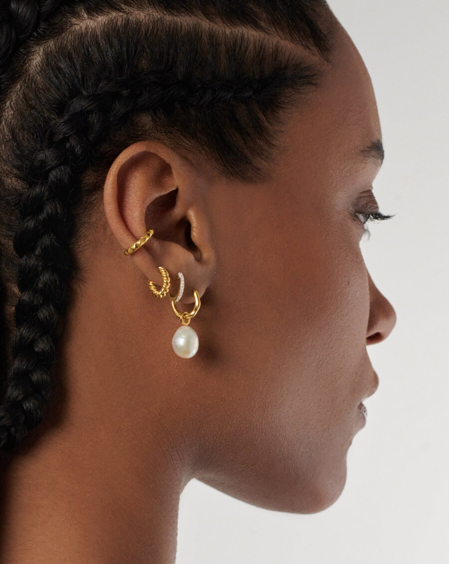 boucles doreilles créoles miniatures avec perle pendant