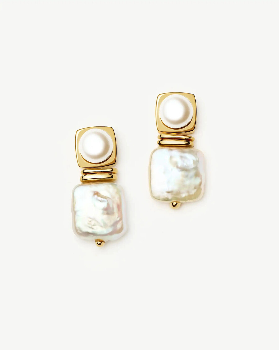 boucles doreilles puces carrées en or et perles