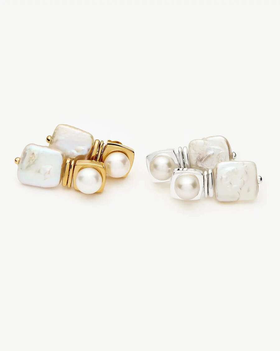 boucles doreilles puces carrées en or et perles