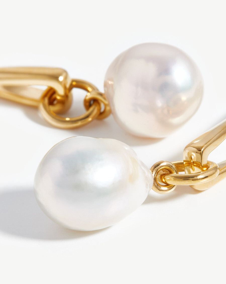boucles doreilles pendantes torsadées en perles baroques - plaqué or 18 caratsperle