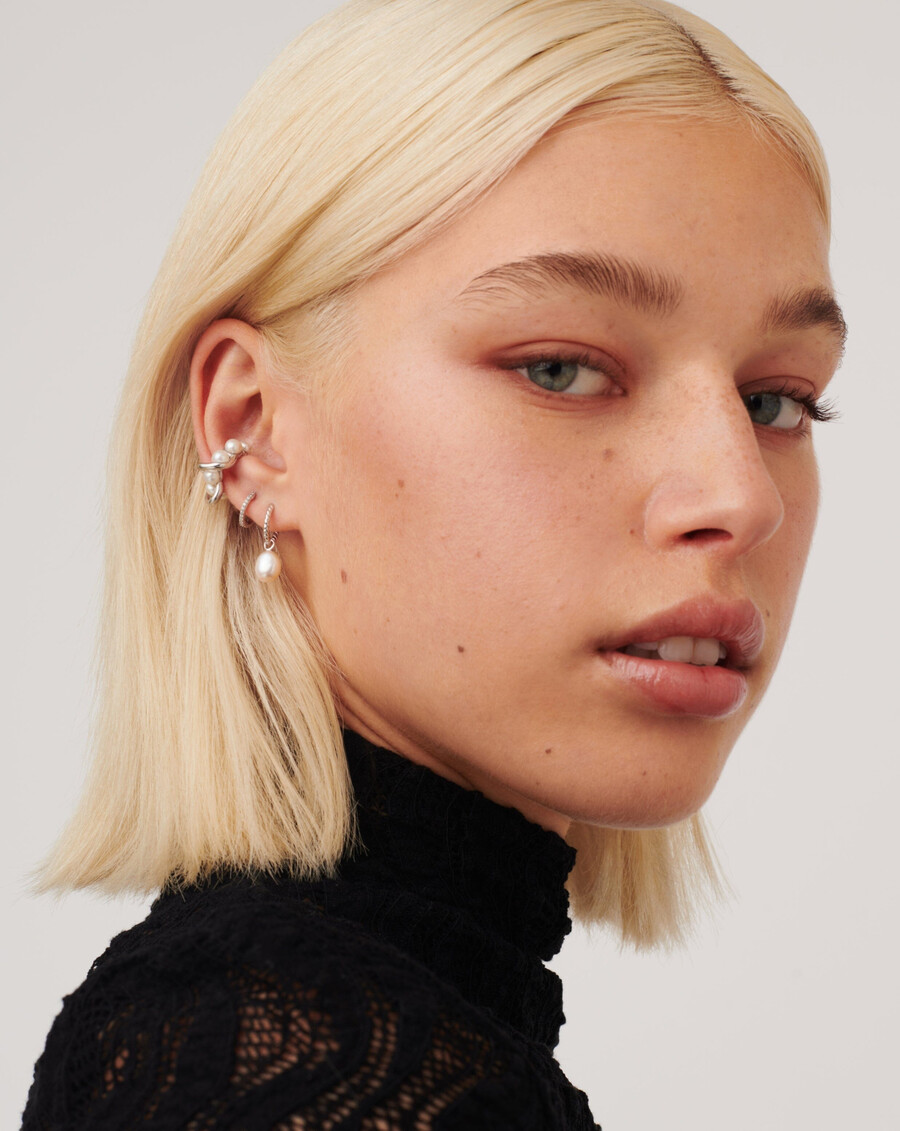 boucles doreilles créoles torsadées avec perles