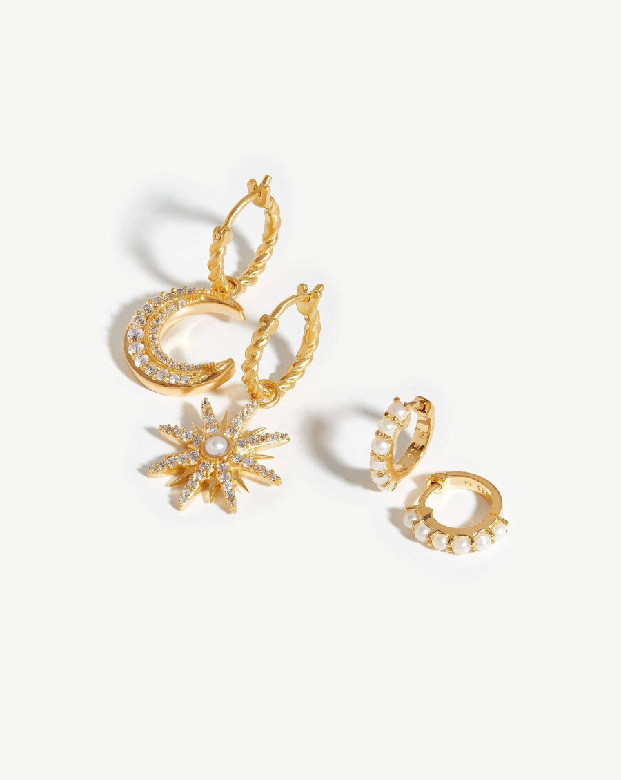 ensemble de boucles doreilles en perles de lune harris reed