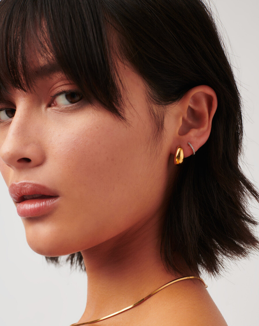 ensemble de boucles doreilles pavées en forme de dôme