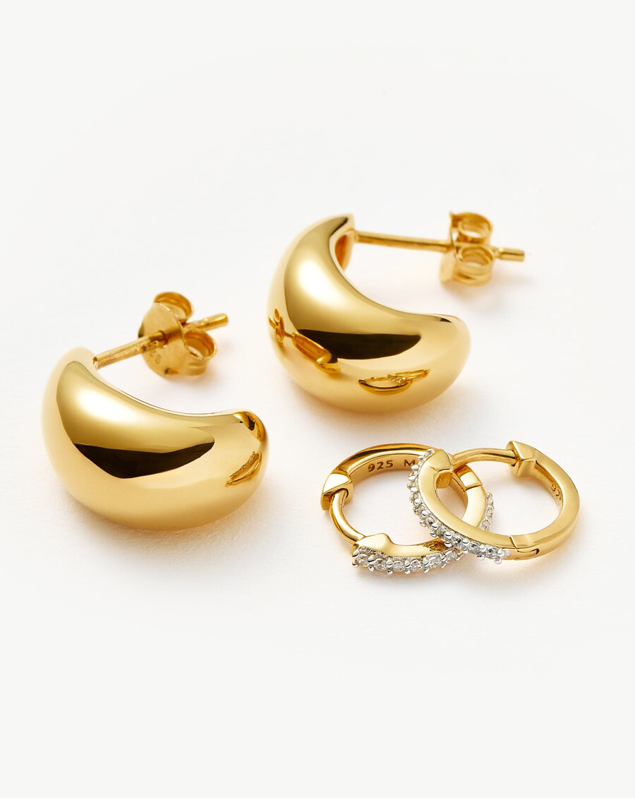 ensemble de boucles doreilles pavées en forme de dôme