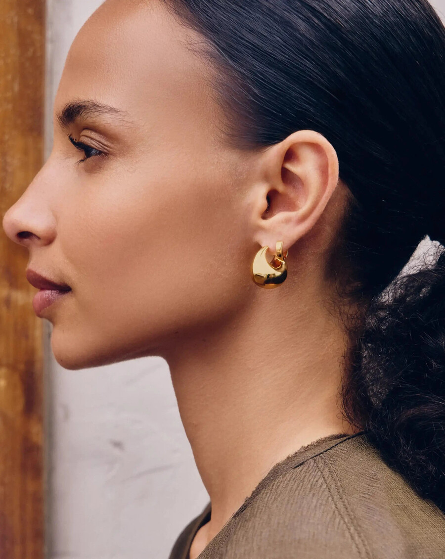 boucles doreilles créoles sculpturales en forme de dôme petites dorées