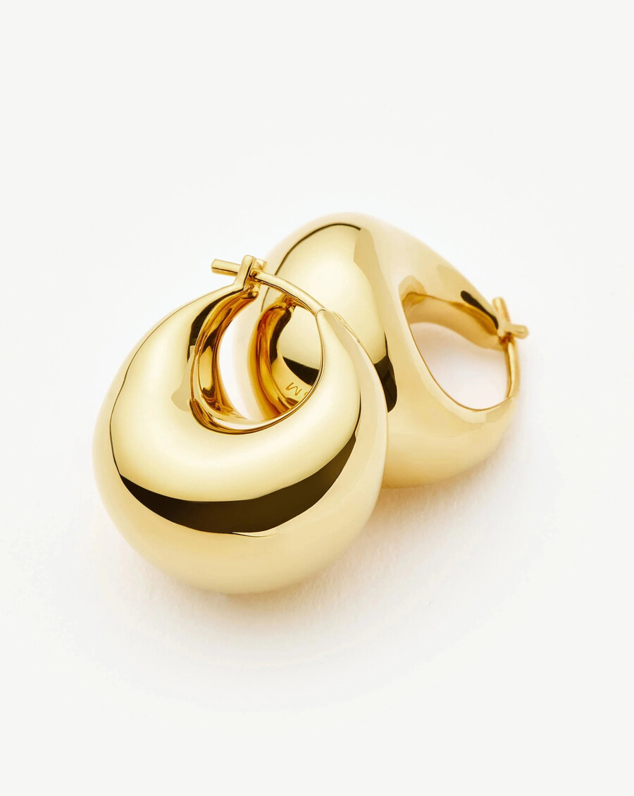 boucles doreilles créoles sculpturales en forme de dôme petites dorées