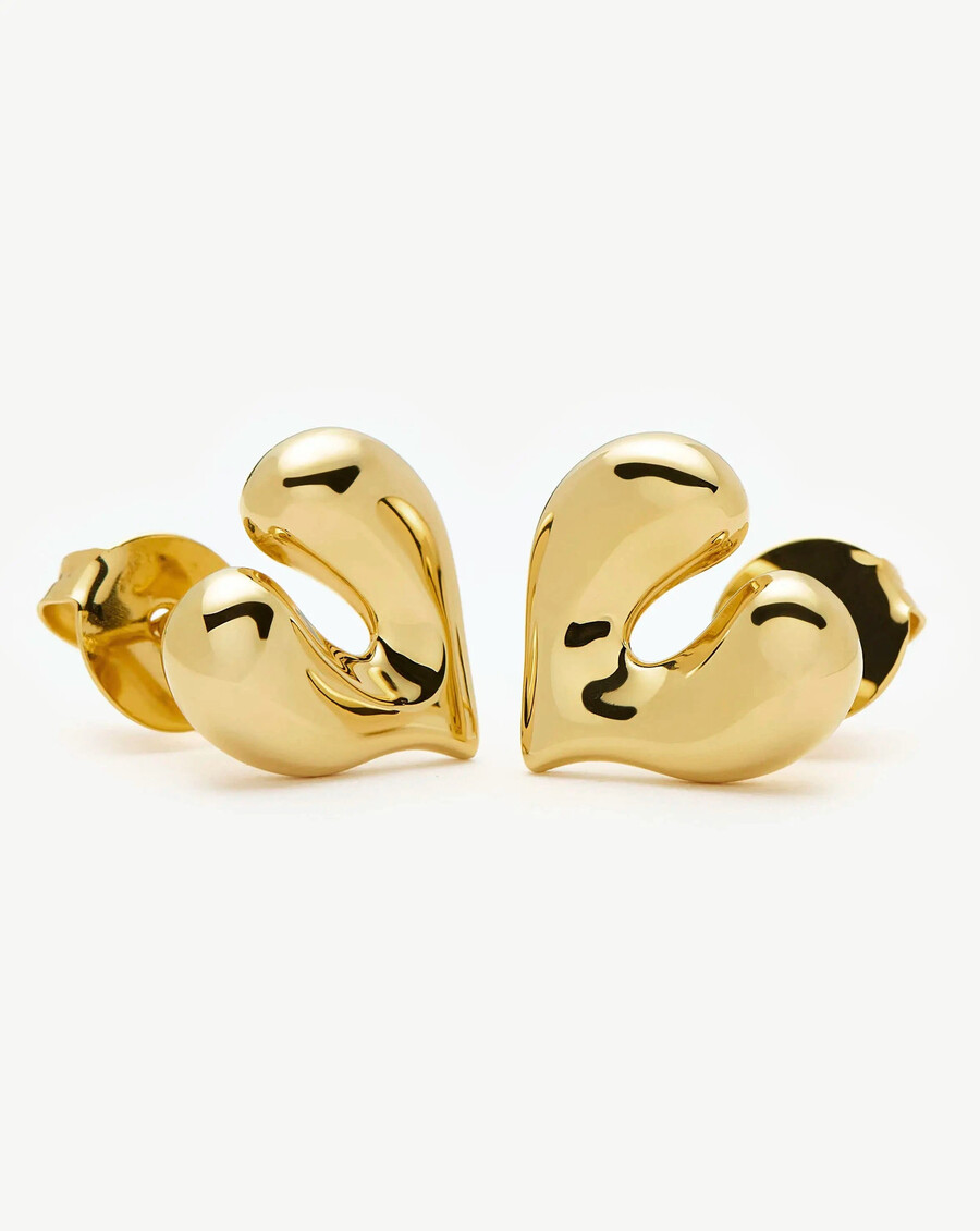 boucles doreilles clous en or fondu en forme de cœur