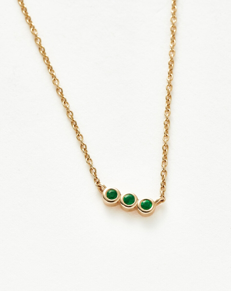 collier trio solitaire émeraude fine