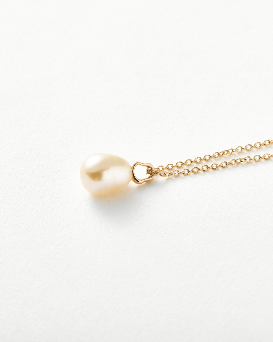 collier pendentif en perles baroques fines et organiques