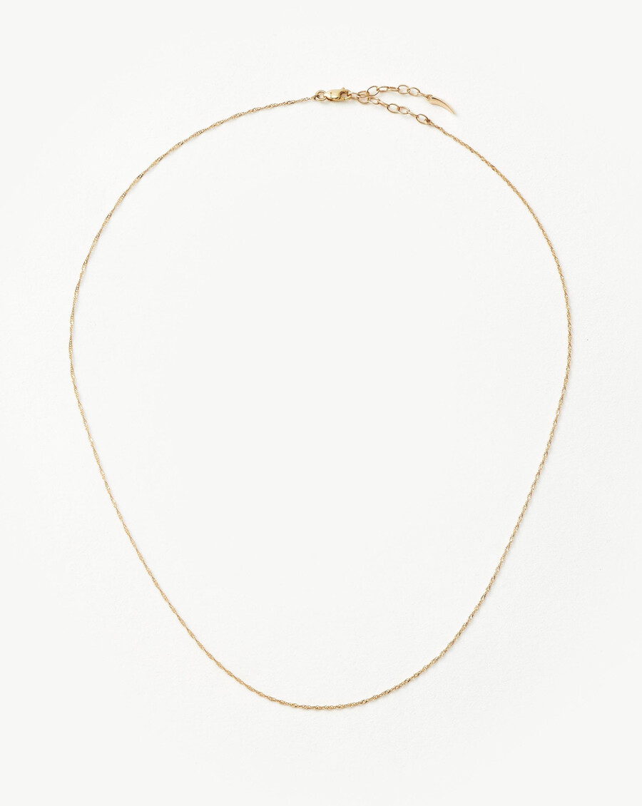 collier à chaîne courte torsadée fine