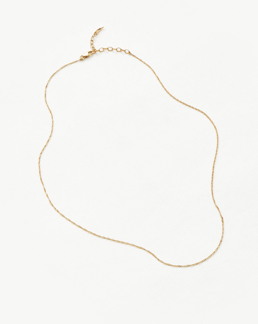 collier à chaîne courte torsadée fine