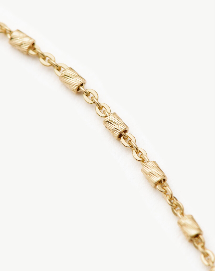 collier ras du cou en fine chaîne vervelle