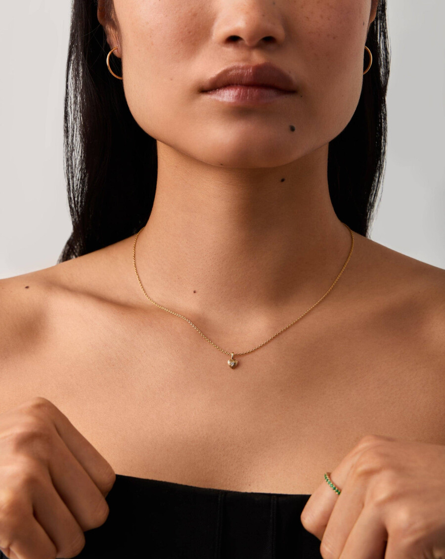 collier pendentif mini cœur en or massif 14 carats et diamant