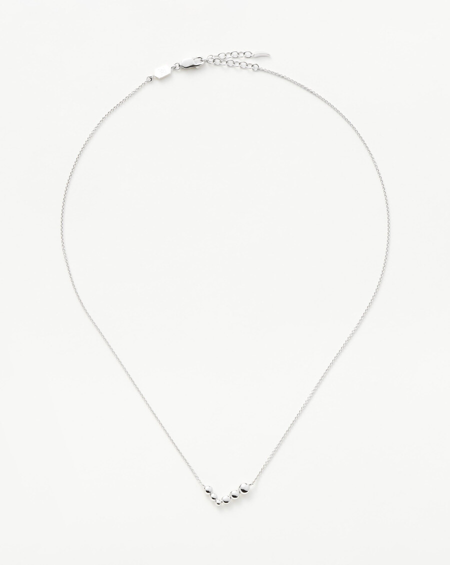 collier flottant à perles