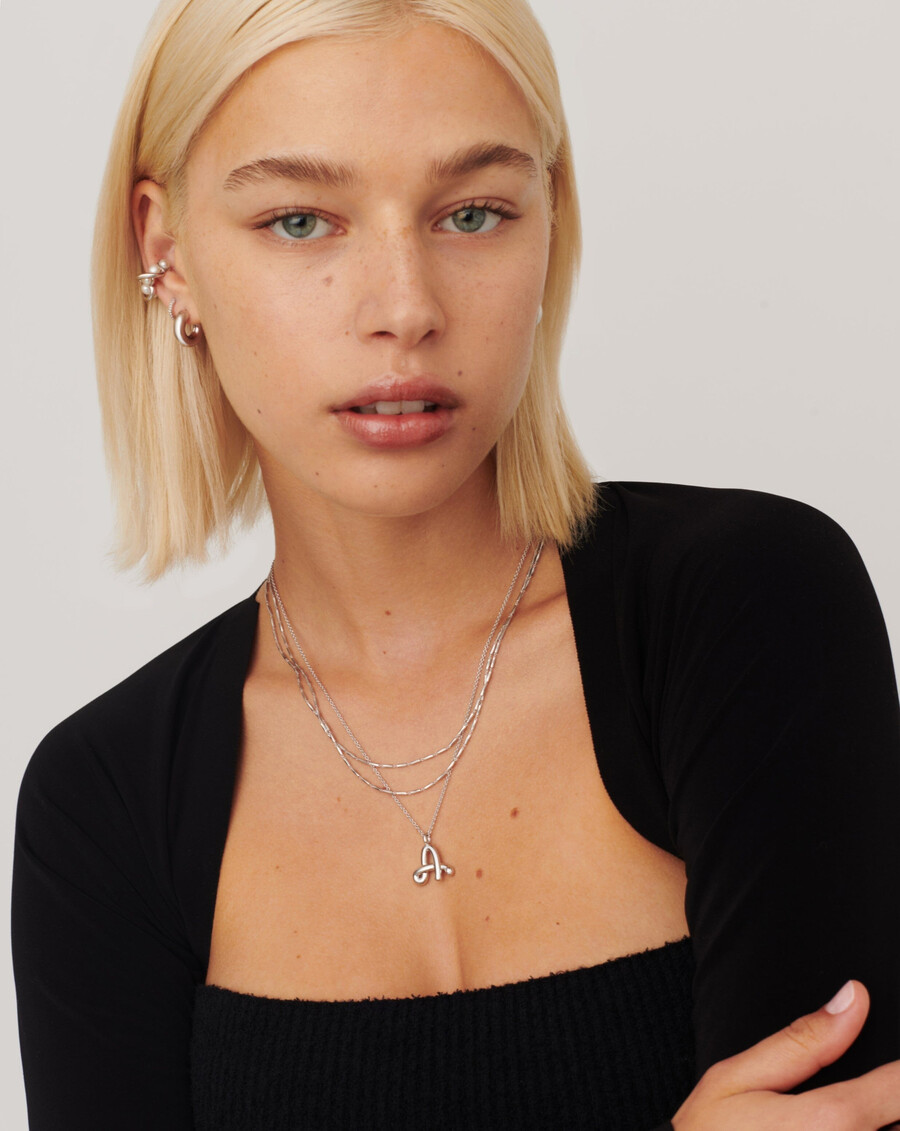collier pendentif initiale a en argent fondu bouclé