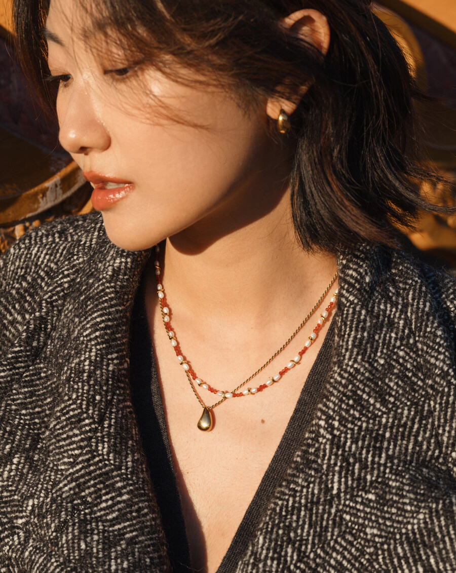 collier de perles de culture savi - quartz rouge et perles