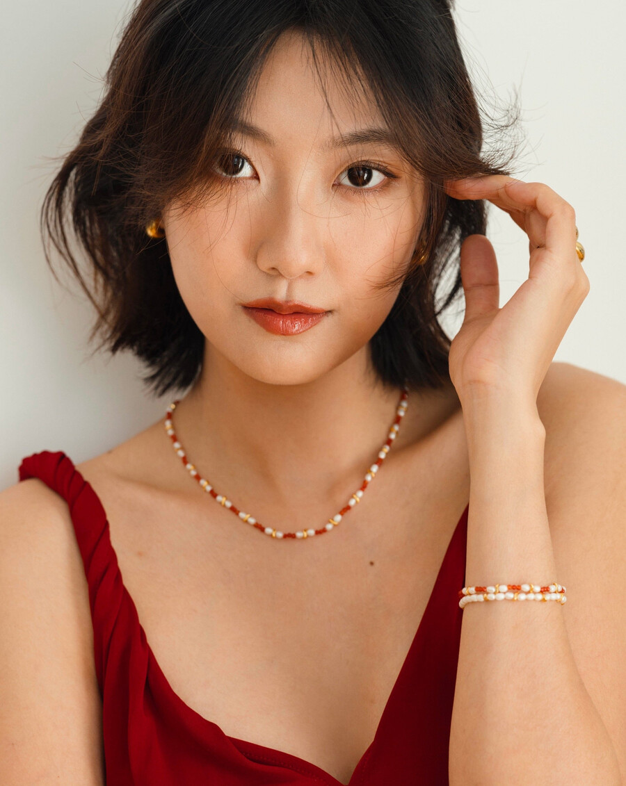 collier de perles de culture savi - quartz rouge et perles