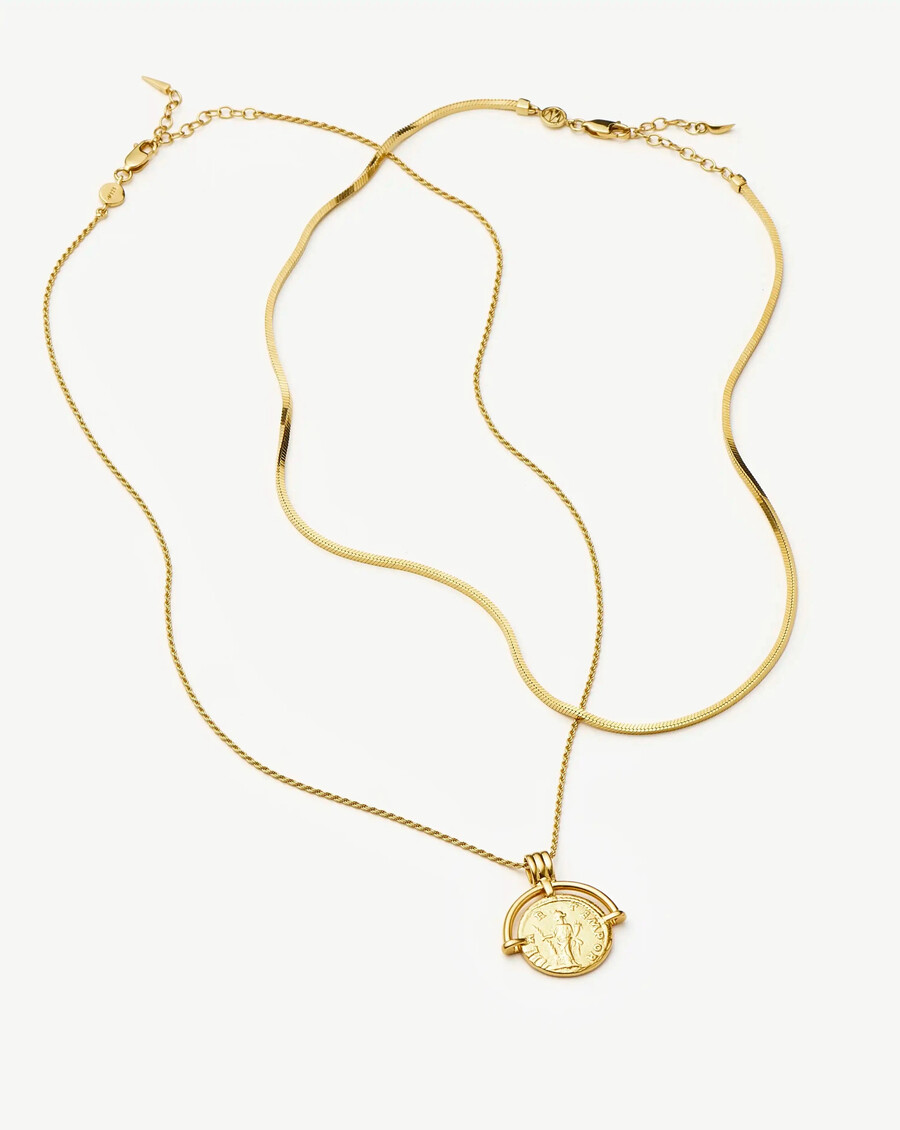 ensemble collier lucy williams en or avec arc romain et serpent