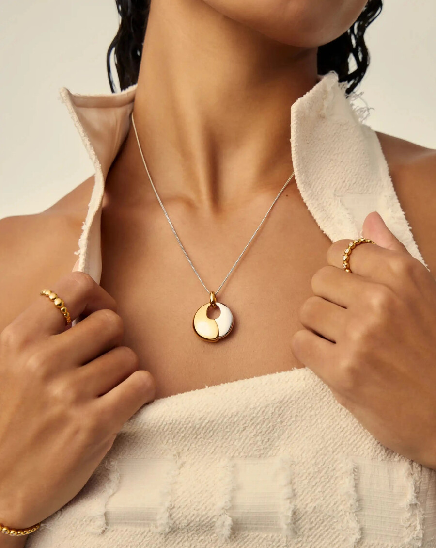 ensemble collier et pendentif galet sculptural