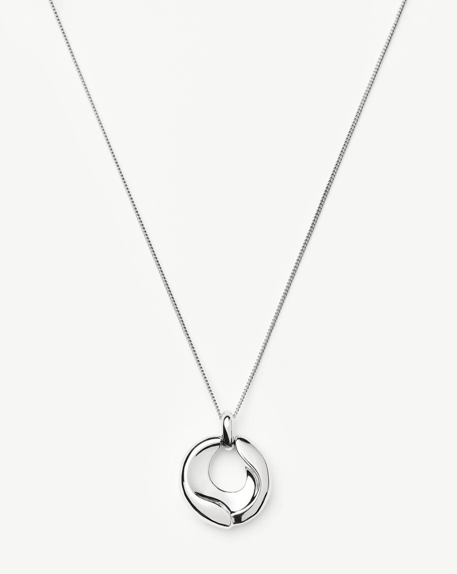 collier pendentif sculptural ridge en argent fondu