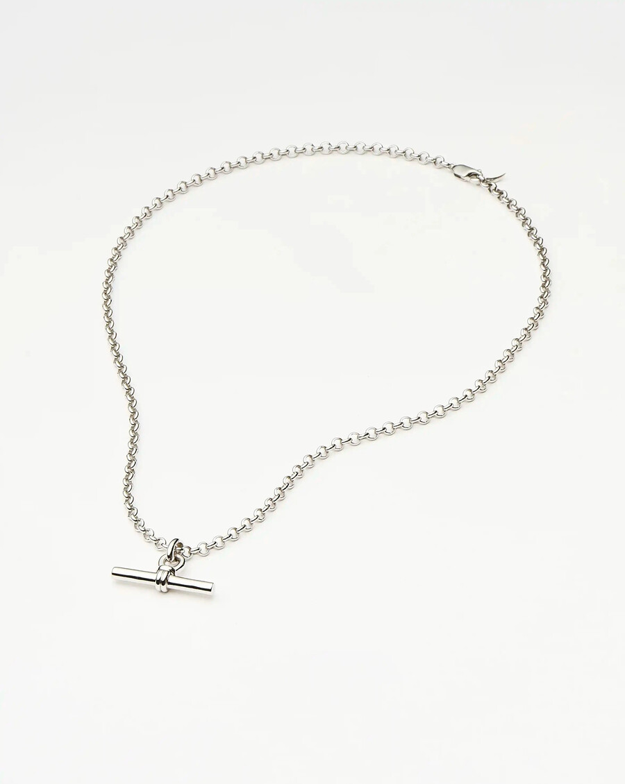 collier à grosse chaîne en t