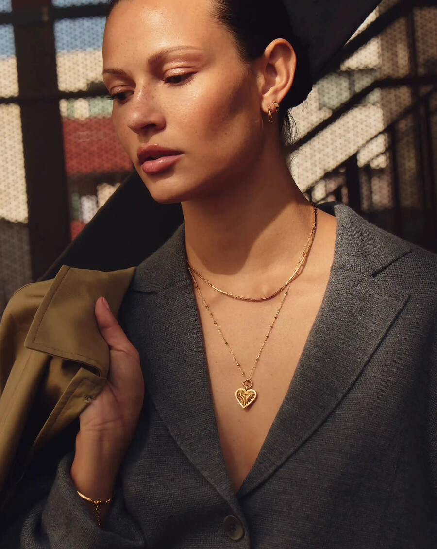 collier pendentif cœur à crête