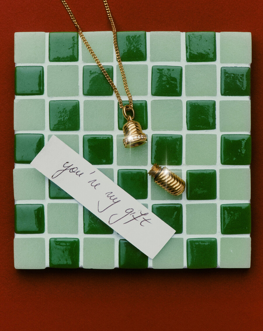 collier pendentif ridge avec message dans une bouteille