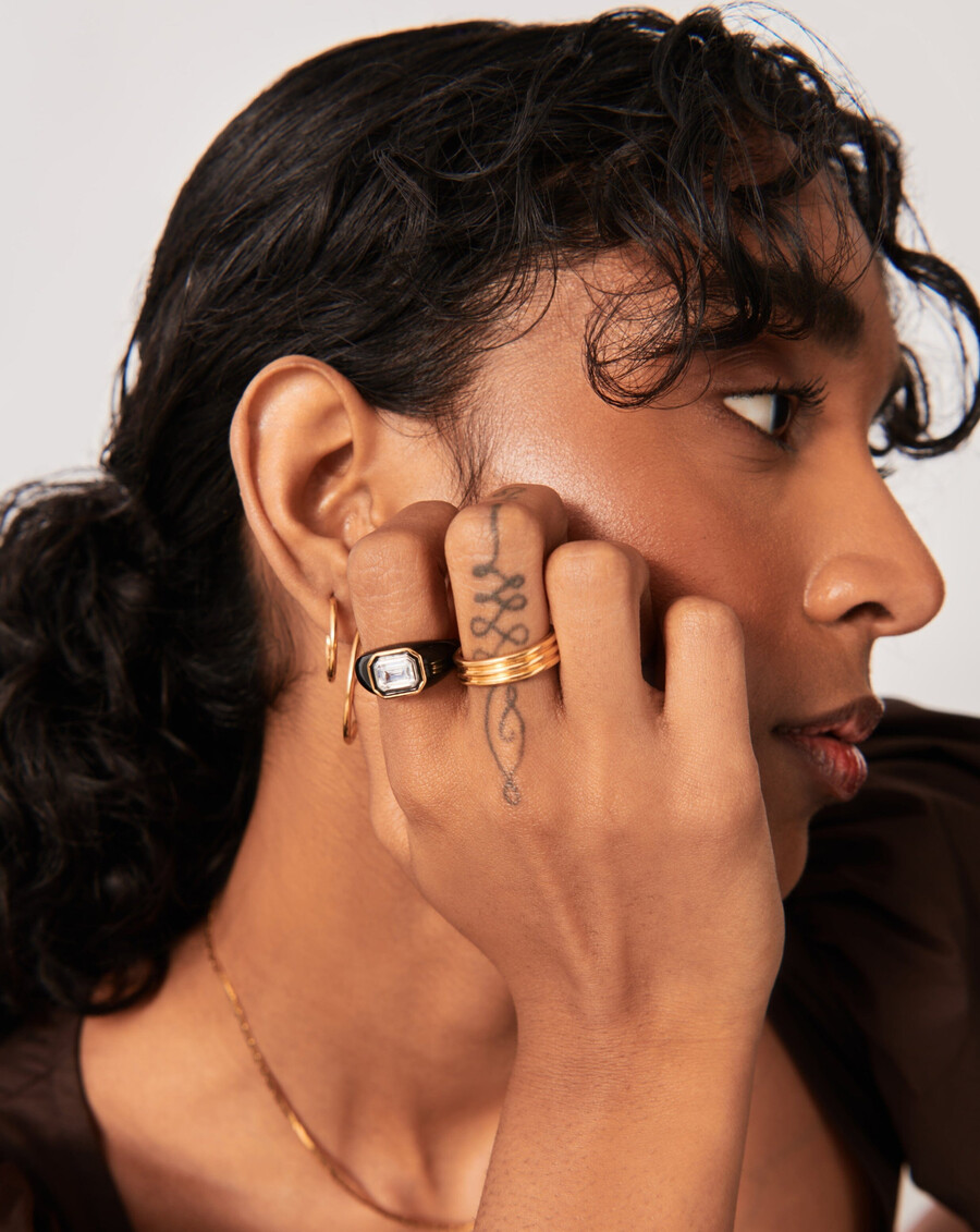 bague statement en émail et pierre à dôme