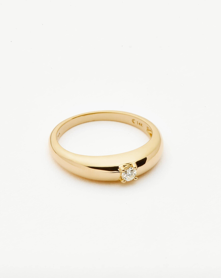 bague classique en or massif 14 carats avec un diamant unique en forme de dôme