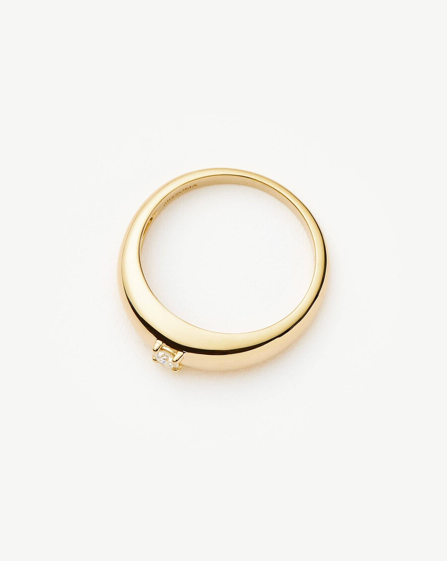 bague classique en or massif 14 carats avec un diamant unique en forme de dôme