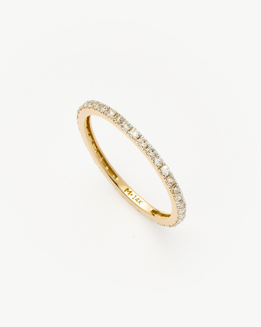 bague déternité fine et élégante