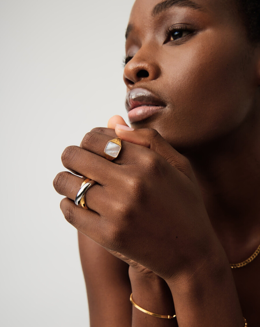 bague chevalière carrée lucy williams