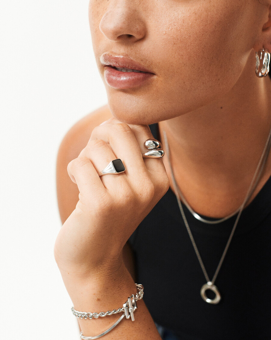 bague chevalière carrée lucy williams